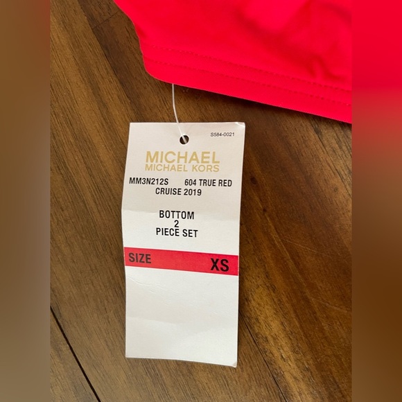 Michael Kors cruise 2019 true red tankini bikini - Picture 4 of 5